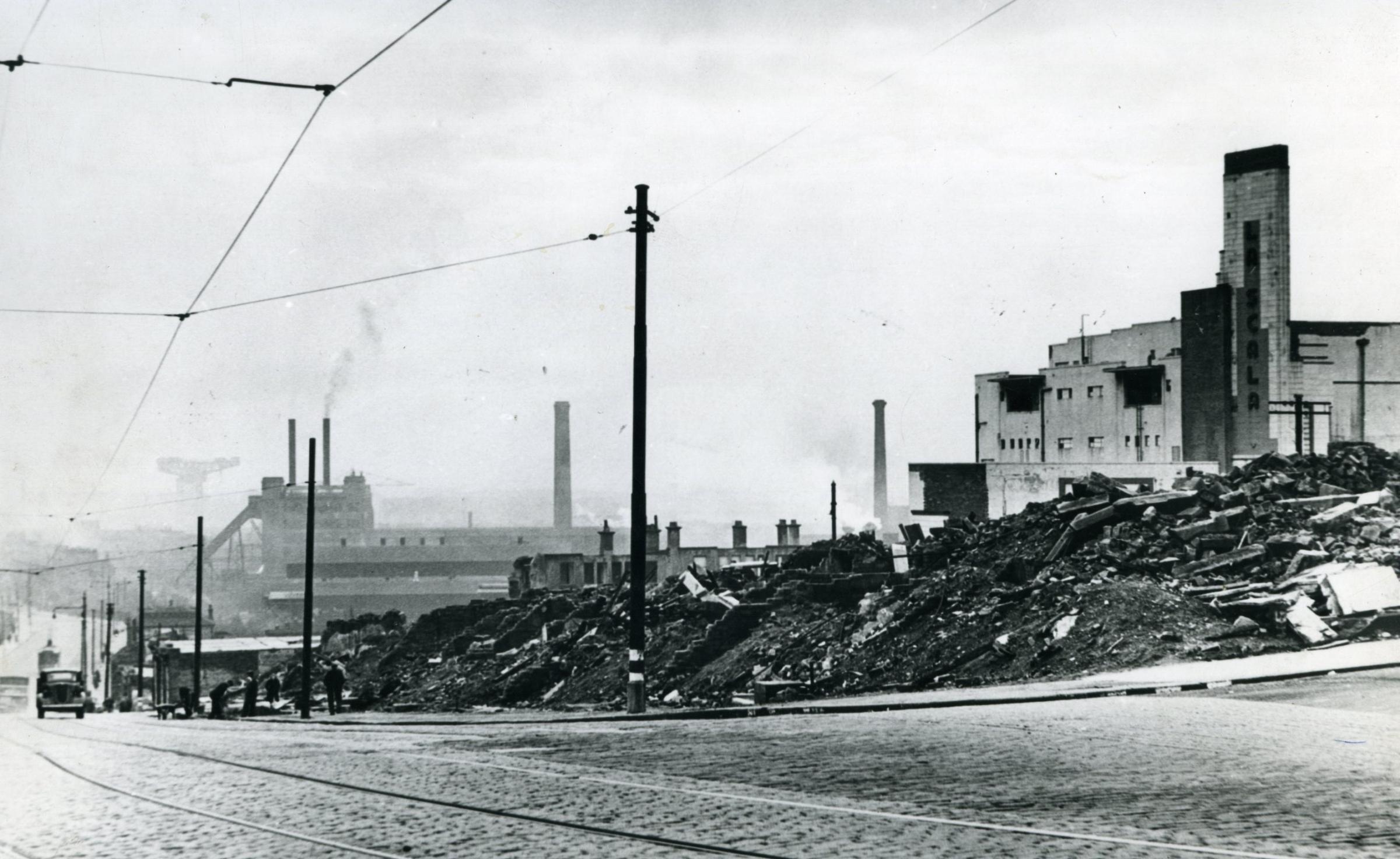 Kilbowie Road wtih La Scala Cinema in 1941. Photo courtesy West Dunbartonshire Council