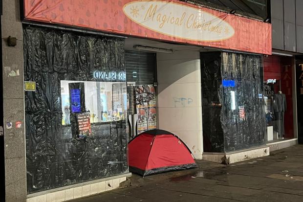 'This is my only shelter': Harrowing note on homeless person's tent found on Argyle Street